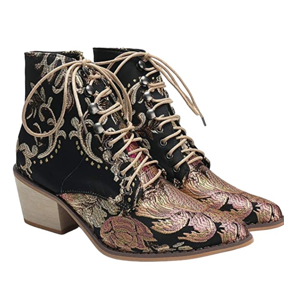 NEW Floral Jacquard Retro Bridgerton Style Booties Black Pink 6.5 CAN 37 NWOT - Picture 2 of 8